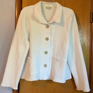 Appleseed’s white cotton jacket sz large